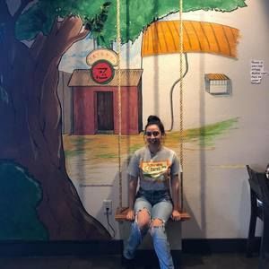 Meet your Posher, Janelys